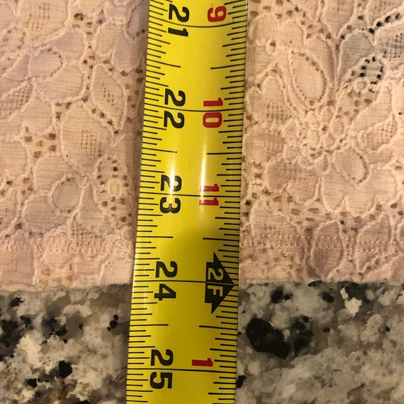 Express Blush Pink Lace Top S - Picture 7 of 7